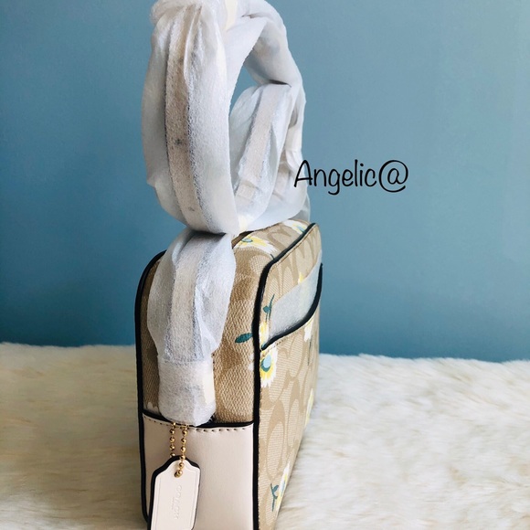 Coach Mini Camera Bag Signature Canvas Daisy Print - Picture 4 of 9